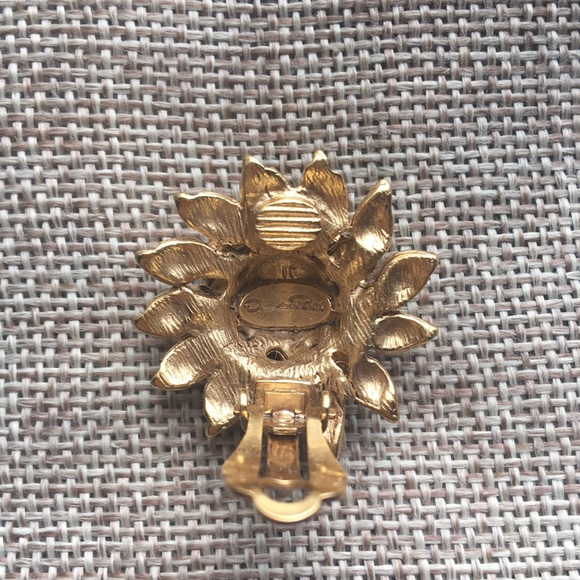 Oscar De La Renta Clip On Earrings Sunflower 🌻 - Picture 5 of 5